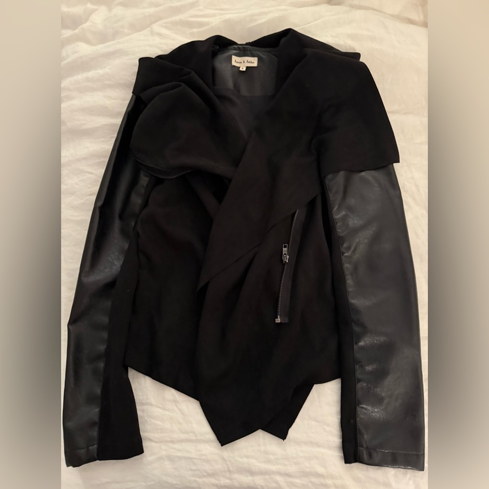 Black faux leather small leather jacket